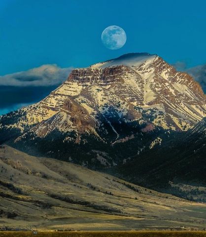 50 Bowman Lane S, Cameron, MT 59720