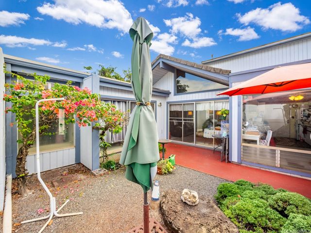 94-1154 Pohu Place, Waipahu, HI 96797