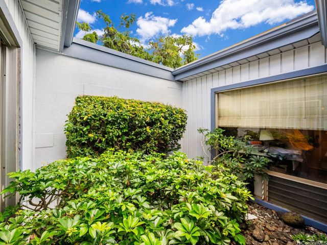 94-1154 Pohu Place, Waipahu, HI 96797