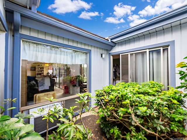 94-1154 Pohu Place, Waipahu, HI 96797