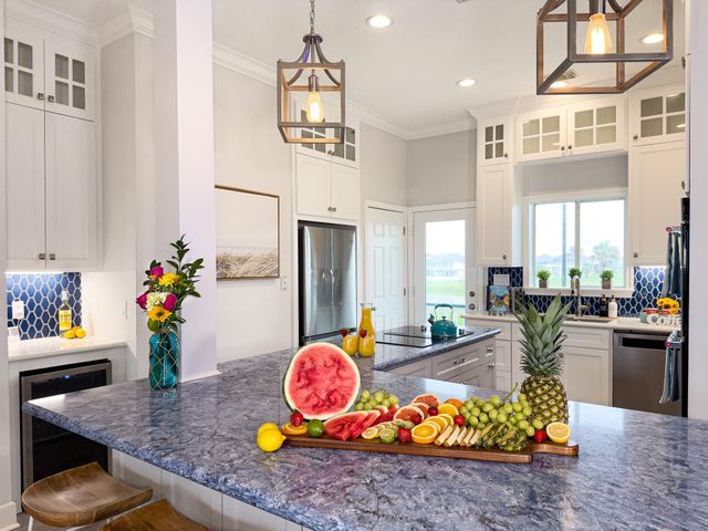 18306 E De Vaca, Galveston, TX 77554