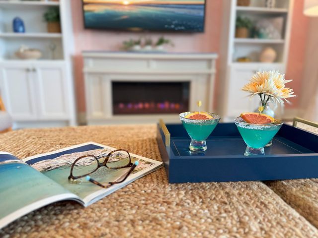 18306 E De Vaca, Galveston, TX 77554