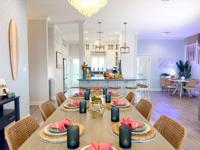 18306 E De Vaca, Galveston, TX 77554