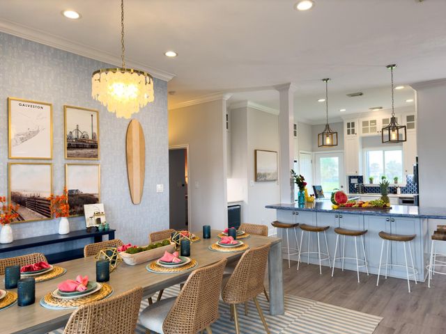 18306 E De Vaca, Galveston, TX 77554