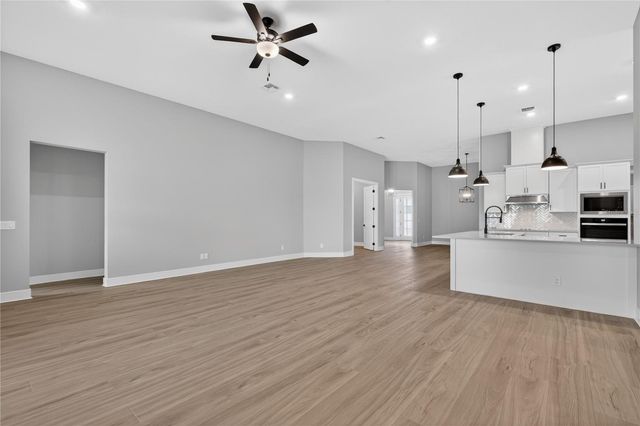 3836 SADDLE HILL TRAIL, Fruitland Park, FL 34731