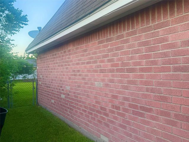 1138 Cherry Spring Drive, Houston, TX 77038