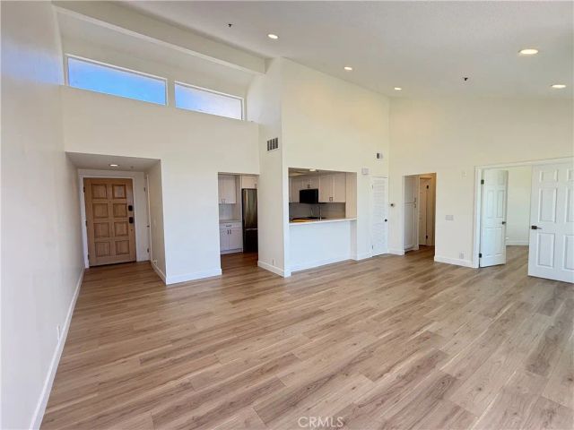 230 Lille Lane 308, Newport Beach, CA 92663