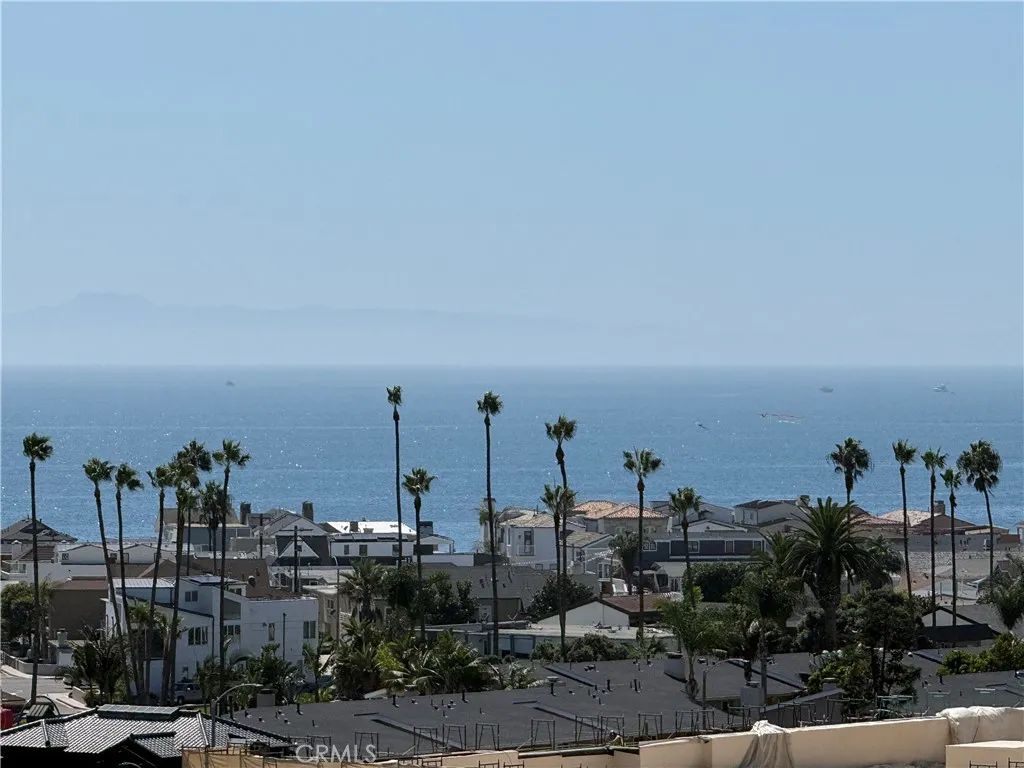 230 Lille Lane 308, Newport Beach, CA 92663