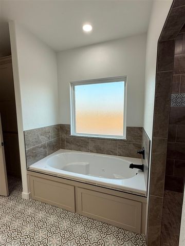 358 Weaver Way, Fletcher, OK 73541