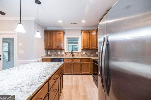 103 Savannah Lane, Bonaire, GA 31005