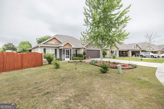 103 Savannah Lane, Bonaire, GA 31005