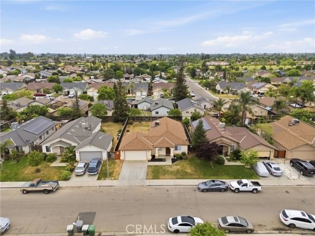 1588 Michoacan Court, Madera, CA 93638