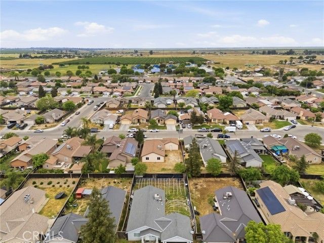 1588 Michoacan Court, Madera, CA 93638