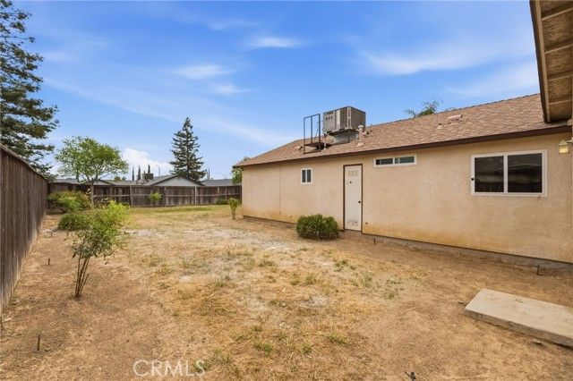 1588 Michoacan Court, Madera, CA 93638