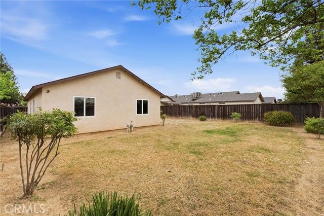 1588 Michoacan Court, Madera, CA 93638