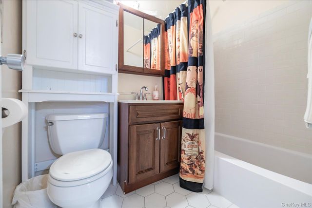 15115 84th Street 5D, Howard Beach, NY 11414