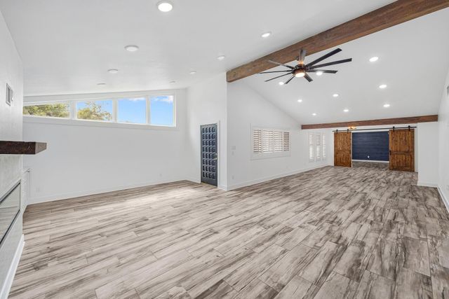5250 Beechnut Street, Houston, TX 77096