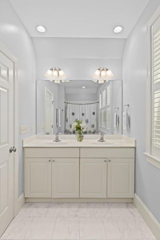 6026 Grand Council Street, Daniel Island, SC 29492