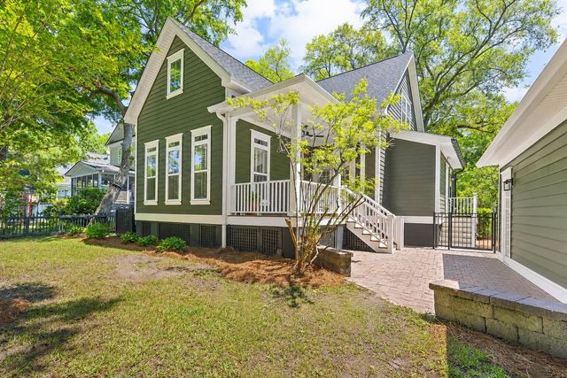 6026 Grand Council Street, Daniel Island, SC 29492