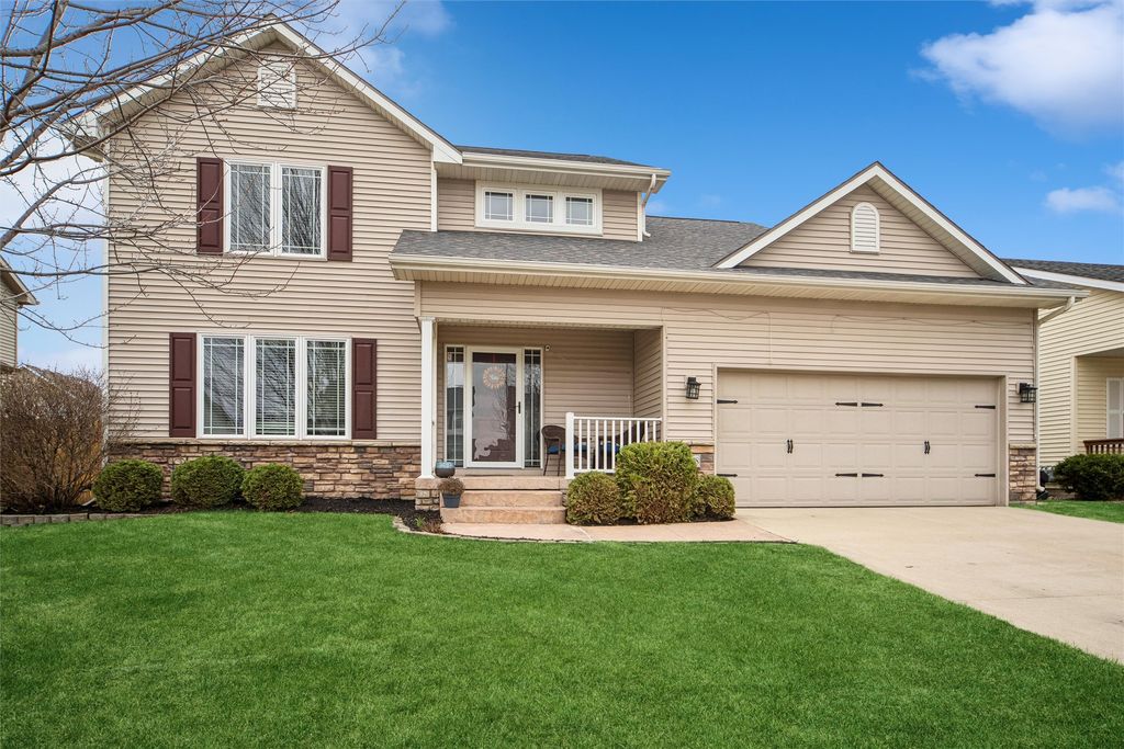 13018 Westbrook Drive, Urbandale, IA 50323