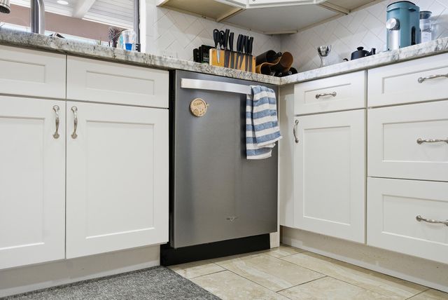 3409 S Vickie Court, Visalia, CA 93277