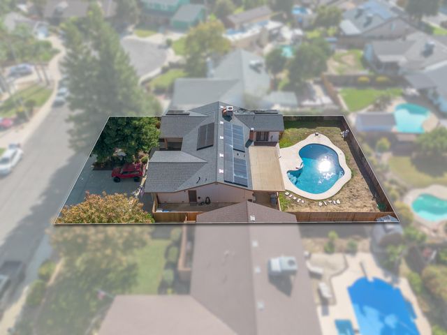 3409 S Vickie Court, Visalia, CA 93277