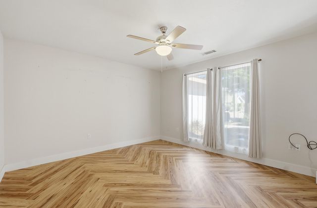 3409 S Vickie Court, Visalia, CA 93277