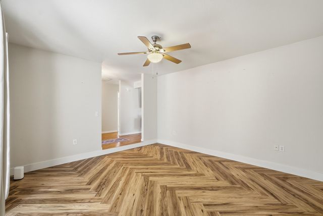 3409 S Vickie Court, Visalia, CA 93277