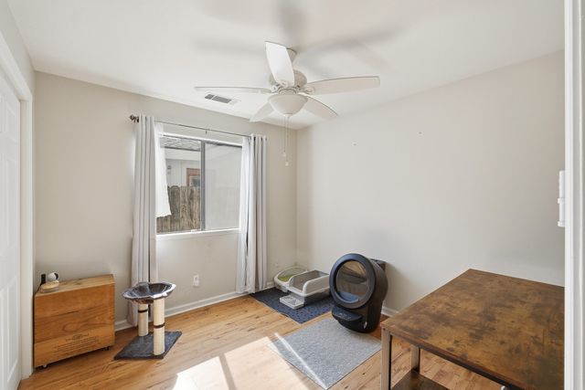 3409 S Vickie Court, Visalia, CA 93277