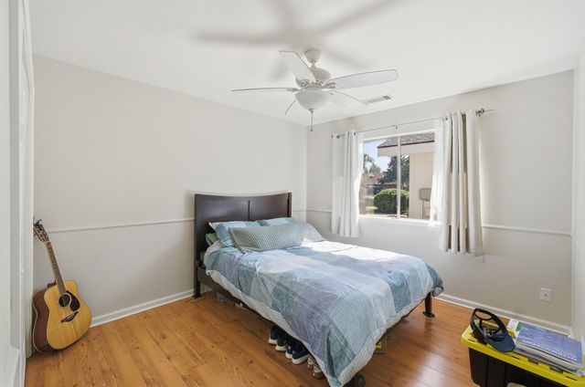 3409 S Vickie Court, Visalia, CA 93277