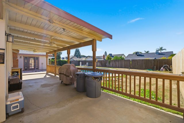 3409 S Vickie Court, Visalia, CA 93277