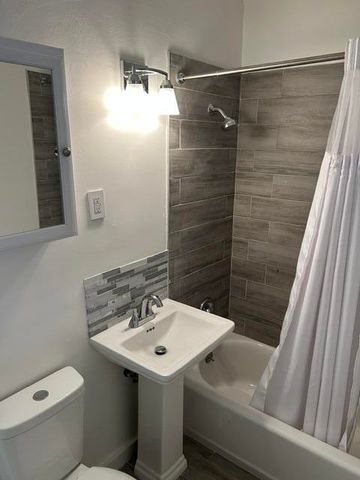4936 NE 19th Terrace, Pompano Beach, FL 33064