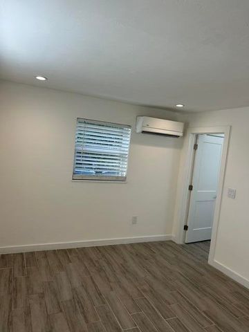 4936 NE 19th Terrace, Pompano Beach, FL 33064