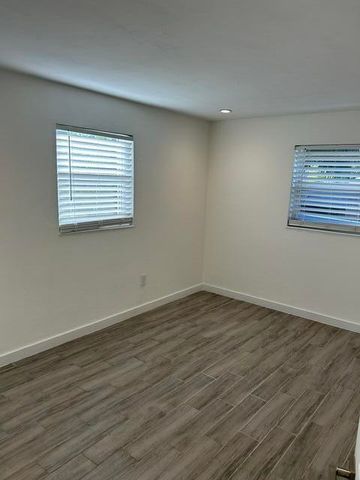 4936 NE 19th Terrace, Pompano Beach, FL 33064