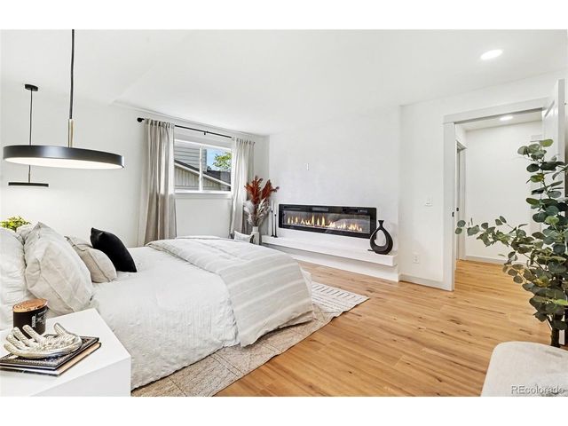 2541 S Yarrow St, Lakewood, CO 80227