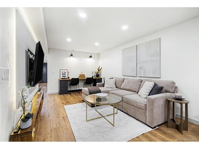 2541 S Yarrow St, Lakewood, CO 80227