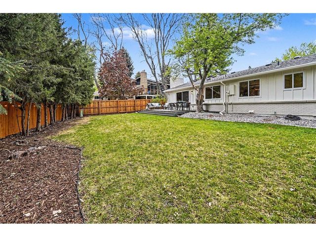 2541 S Yarrow St, Lakewood, CO 80227