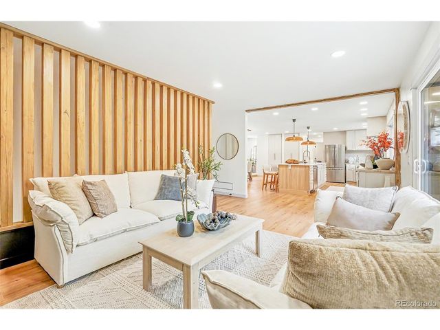 2541 S Yarrow St, Lakewood, CO 80227
