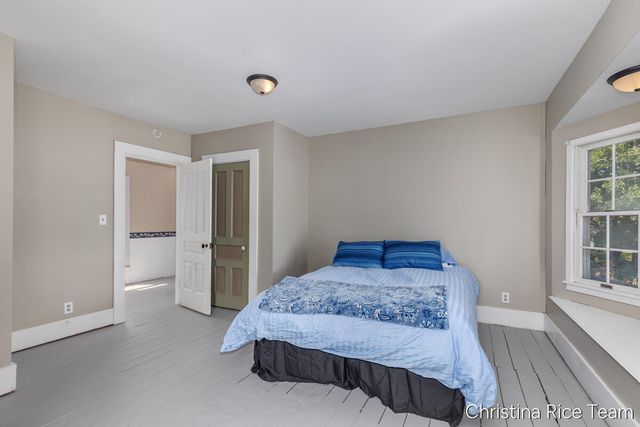 614 W Washington Street, Greenville, MI 48838
