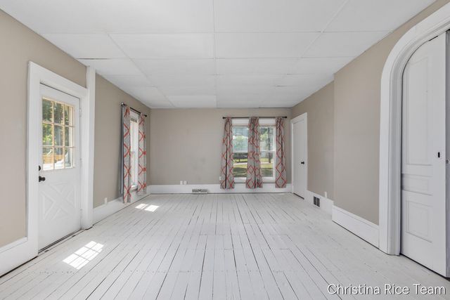 614 W Washington Street, Greenville, MI 48838
