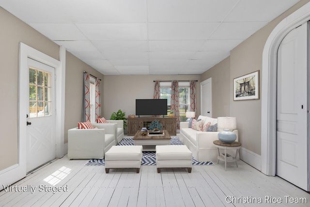 614 W Washington Street, Greenville, MI 48838