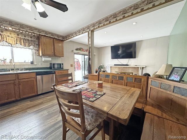 34217 Aztec Drive, Westland, MI 48185