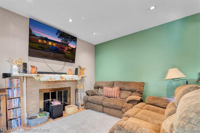 34217 Aztec Drive, Westland, MI 48185