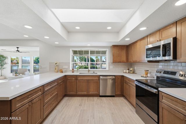 2442 W VIA RIALTO Circle, Mesa, AZ 85202