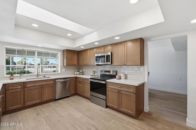 2442 W VIA RIALTO Circle, Mesa, AZ 85202