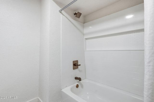 2442 W VIA RIALTO Circle, Mesa, AZ 85202