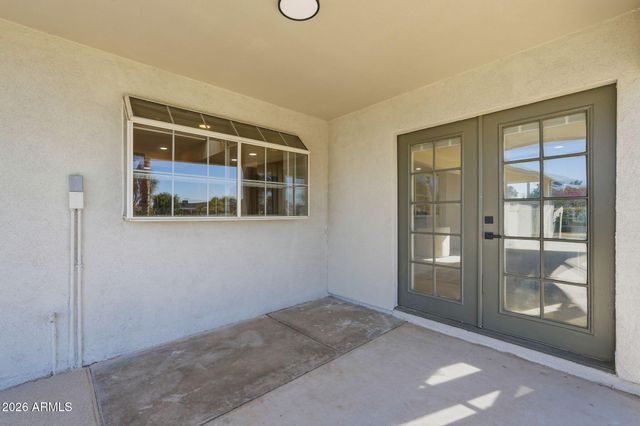 2442 W VIA RIALTO Circle, Mesa, AZ 85202