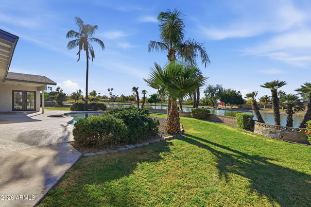 2442 W VIA RIALTO Circle, Mesa, AZ 85202