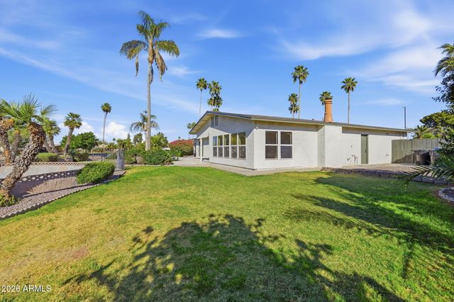 2442 W VIA RIALTO Circle, Mesa, AZ 85202