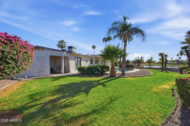 2442 W VIA RIALTO Circle, Mesa, AZ 85202